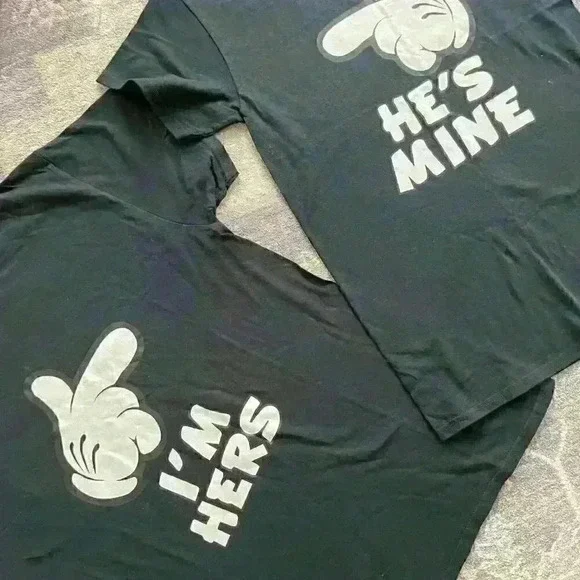 Couple's matching t shirt in black - Picture 2 of 7